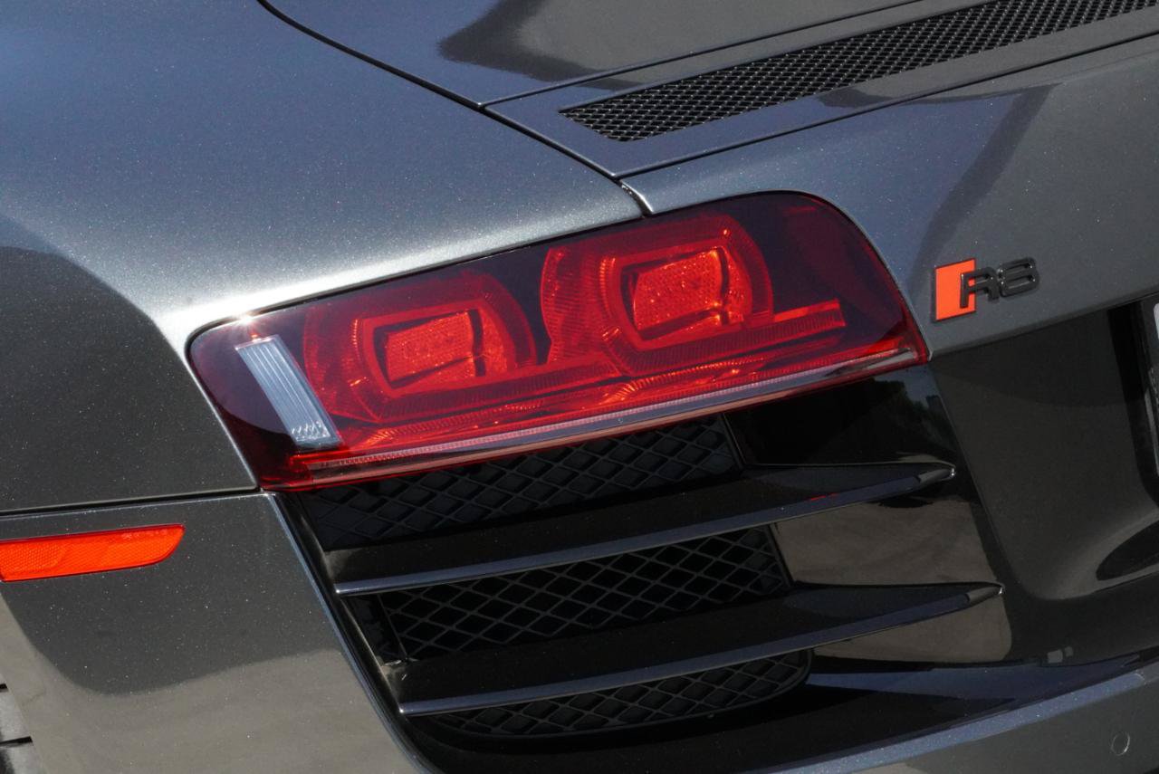 Used 2012 Audi R8 V10 AWD/4WD image 53