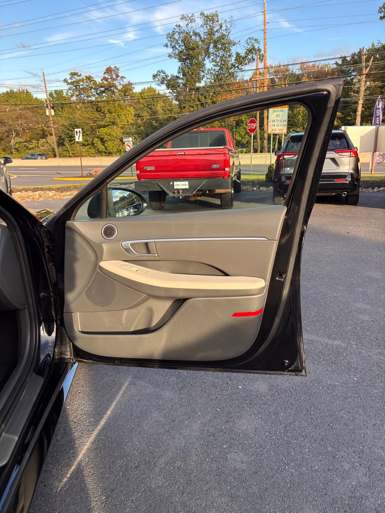 Certified 2023 Hyundai Sonata SEL FWD image 20