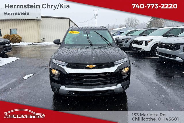 Used 2021 Chevrolet TrailBlazer LT w/ Driver Confidence Package image 2