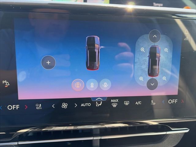 Used 2025 Lincoln Nautilus Premier w/ Equipment Group 102A image 15