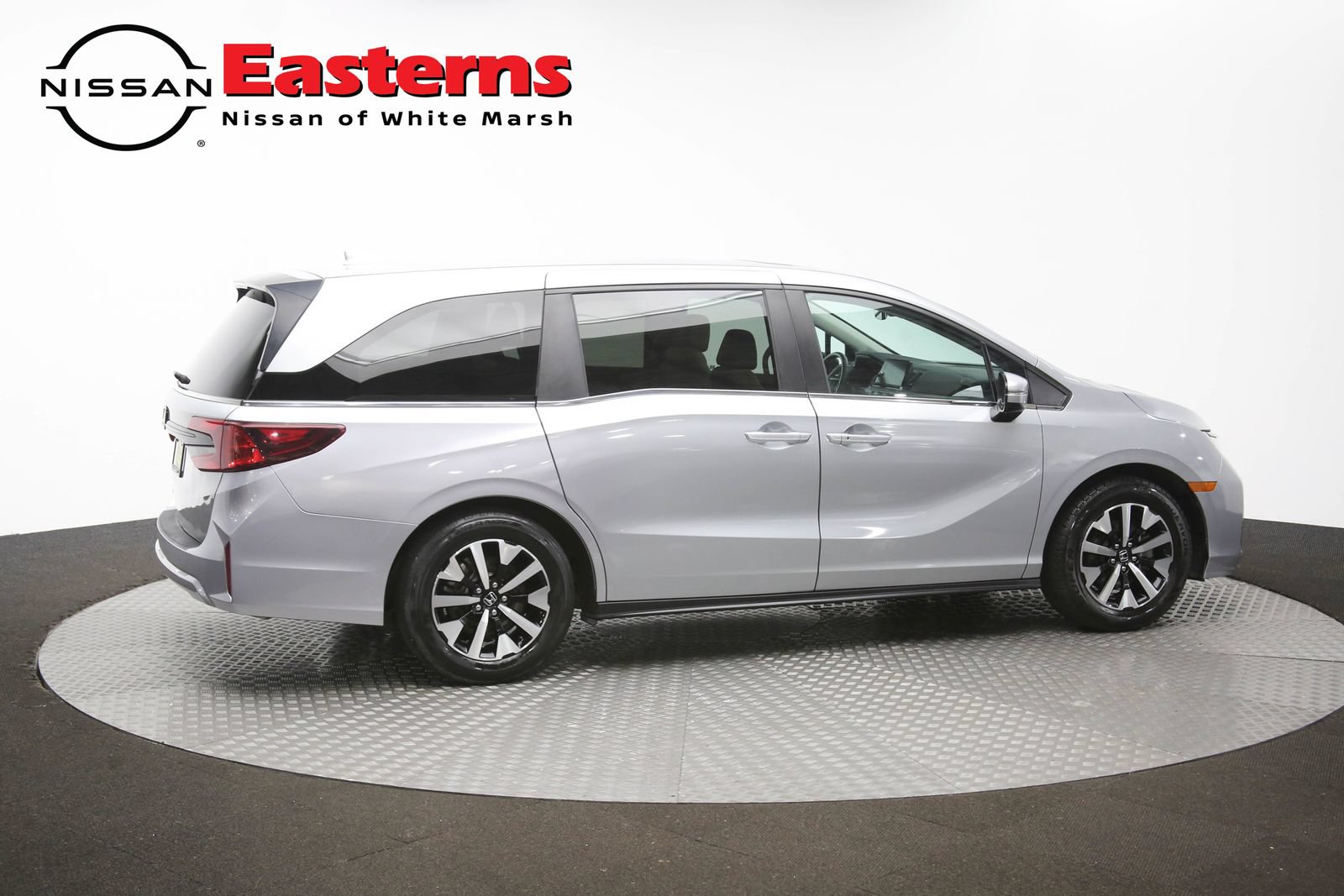 Used 2025 Honda Odyssey EX-L image 44