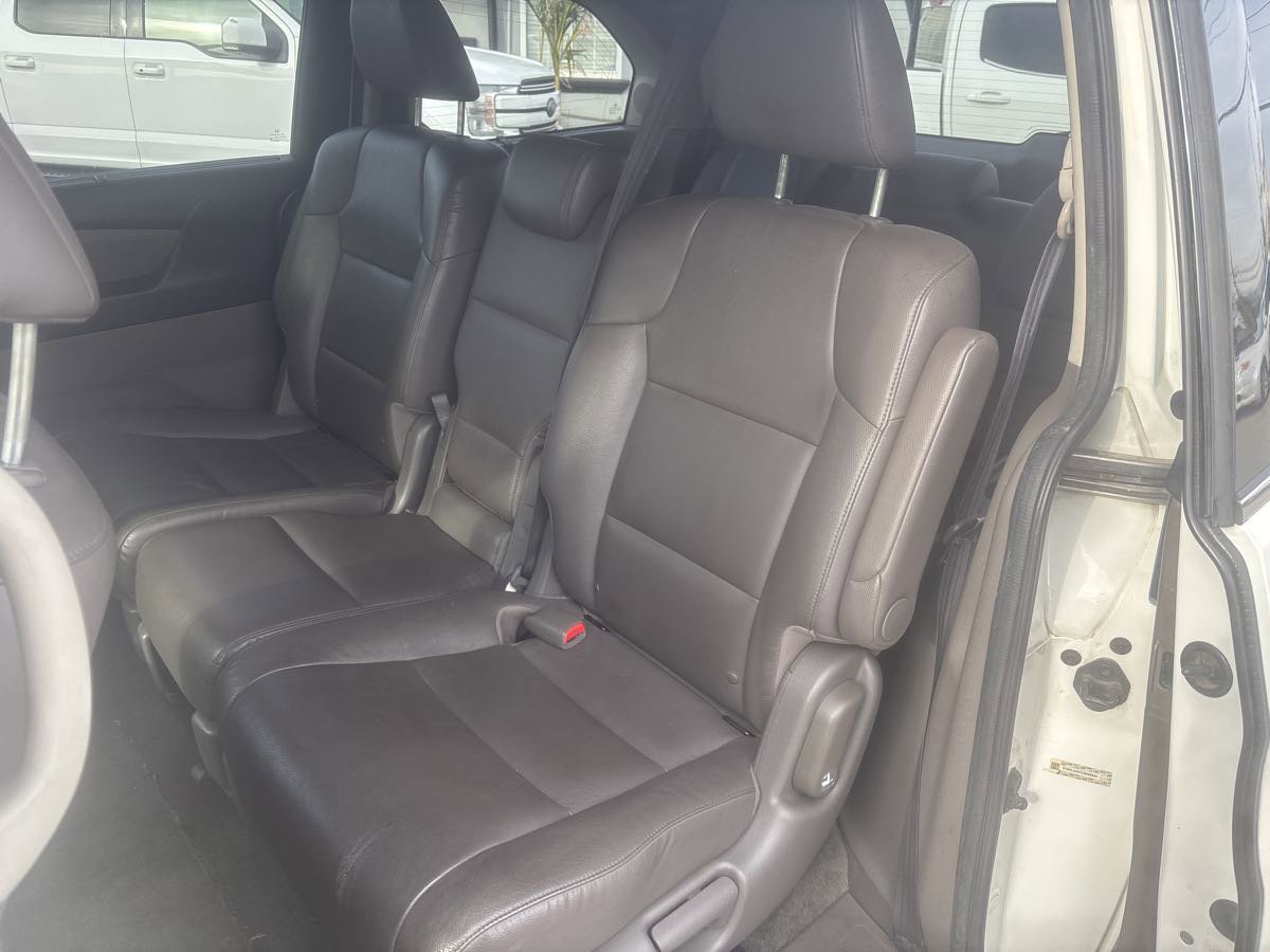 Used 2014 Honda Odyssey Touring image 22