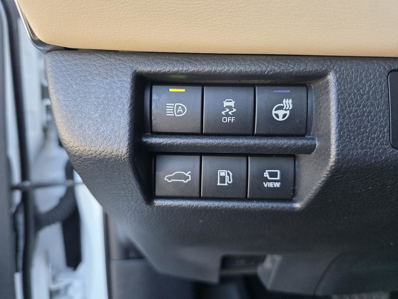 Used 2020 Toyota Avalon Limited w/ Advanced Safety Package FWD image 14