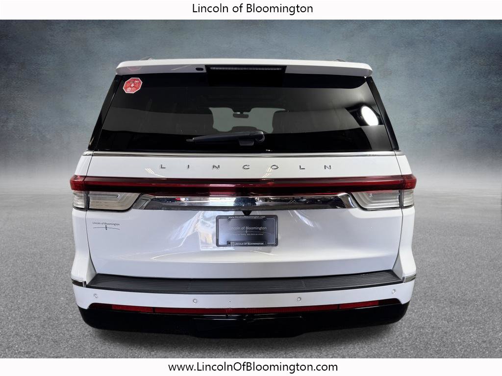 Certified 2022 Lincoln Navigator L Reserve AWD/4WD image 5