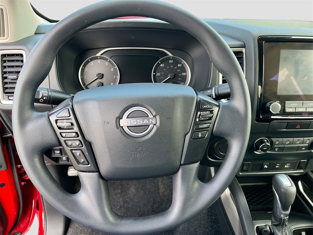 Used 2022 Nissan Frontier SV w/ Technology Package image 11