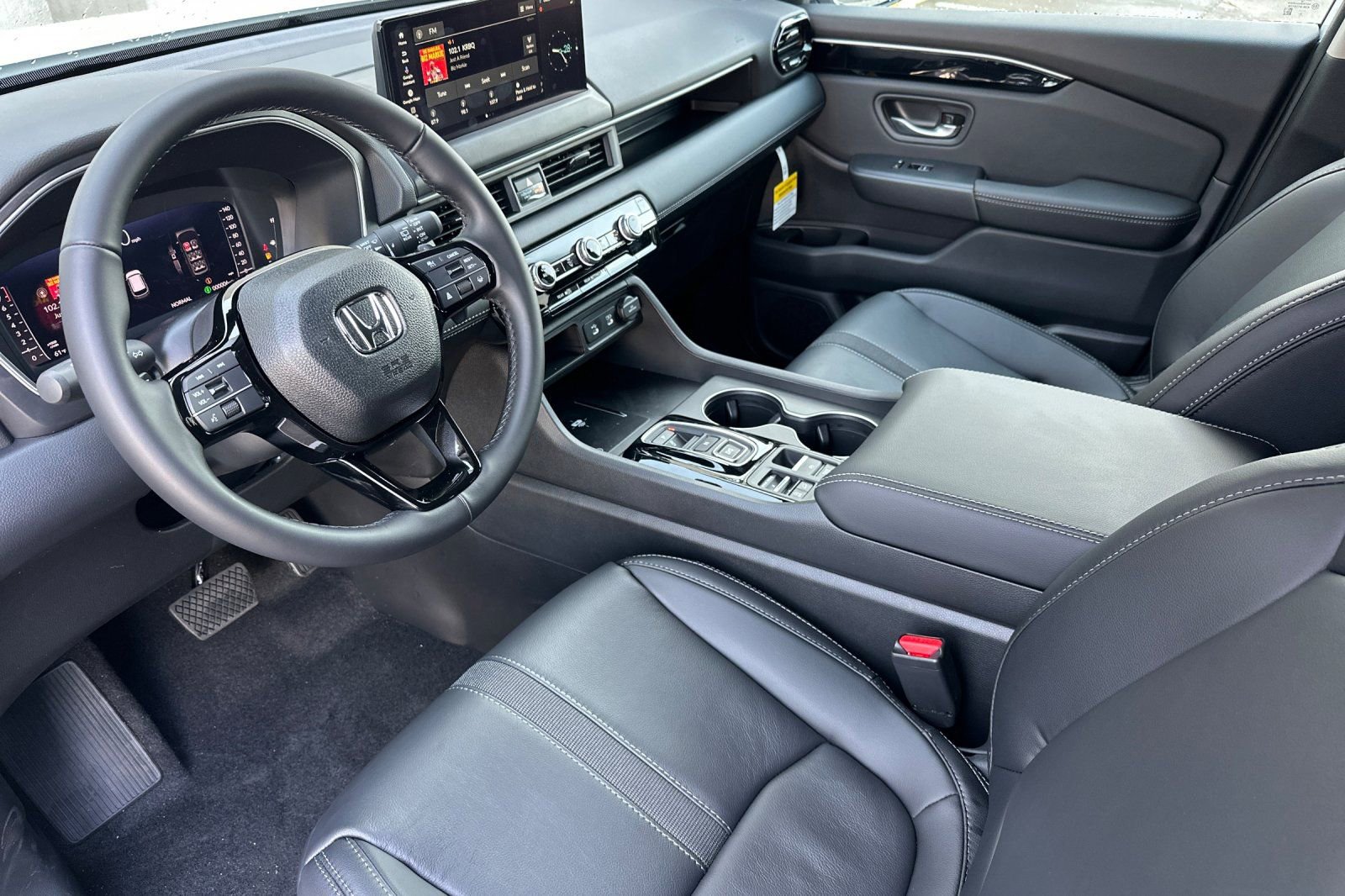 New 2026 Honda Pilot EX-L image 9