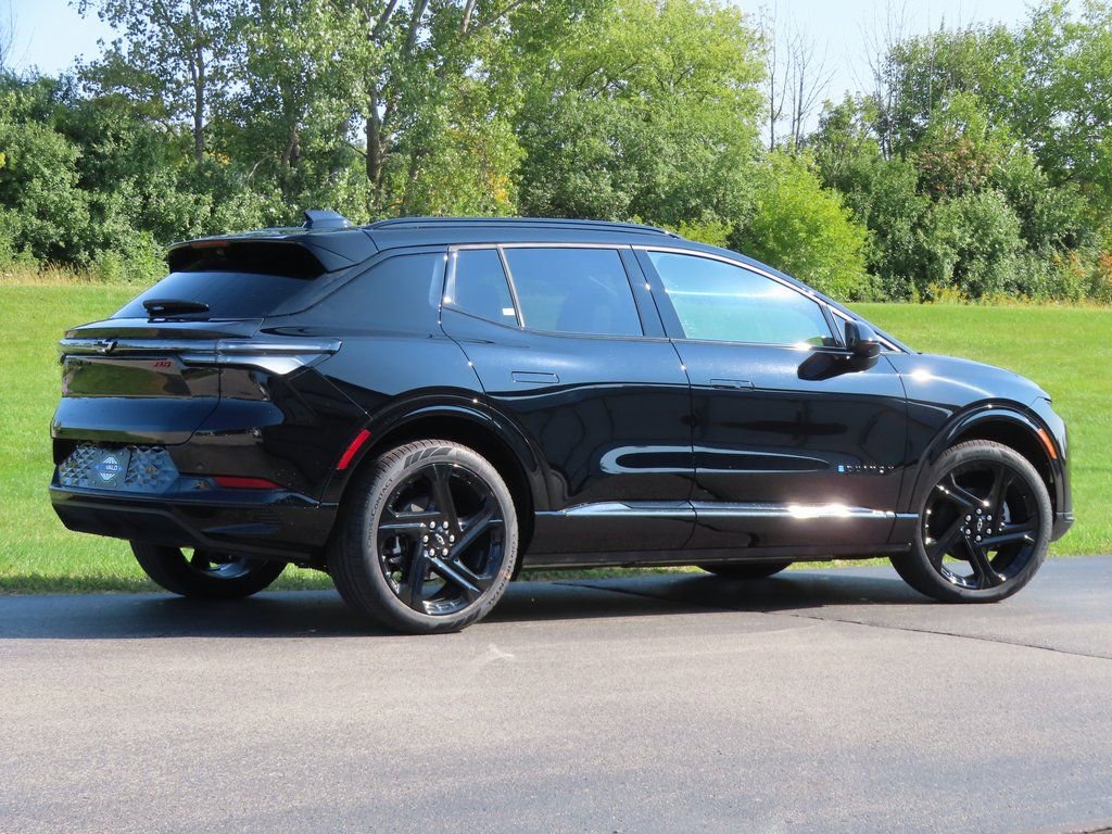 New 2025 Chevrolet Equinox EV RS w/ Convenience Package II AWD/4WD image 3