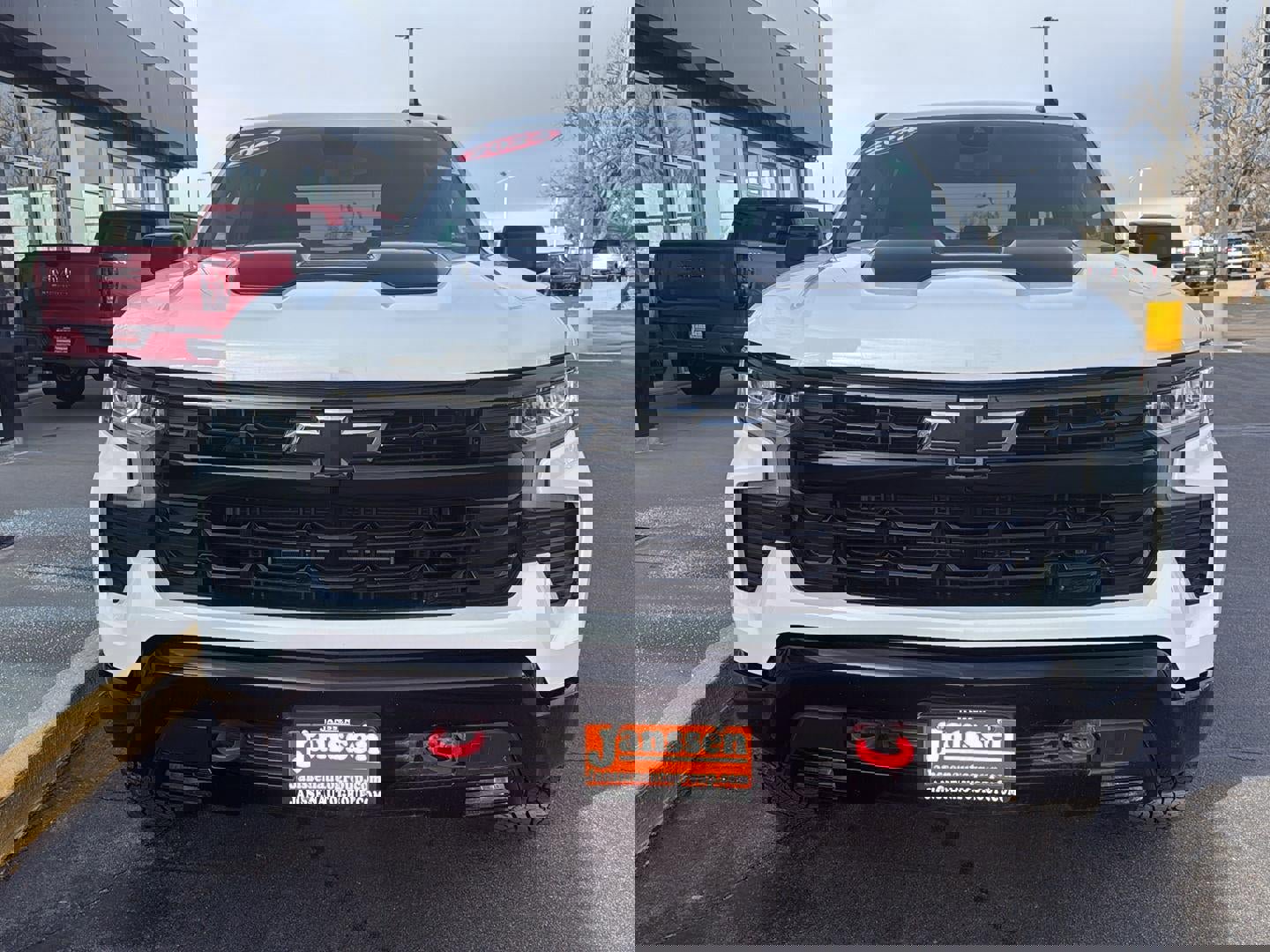 Used 2024 Chevrolet Silverado 1500 LT Trail Boss w/ Protection Package image 9