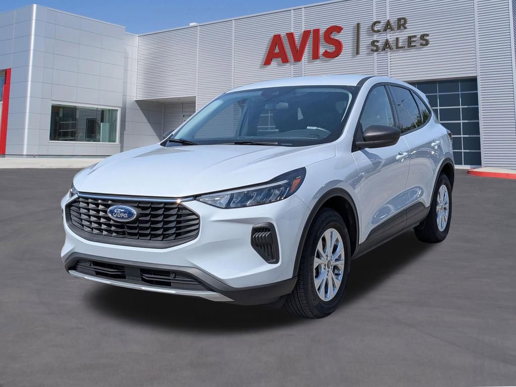 Used 2025 Ford Escape Active AWD/4WD image 1