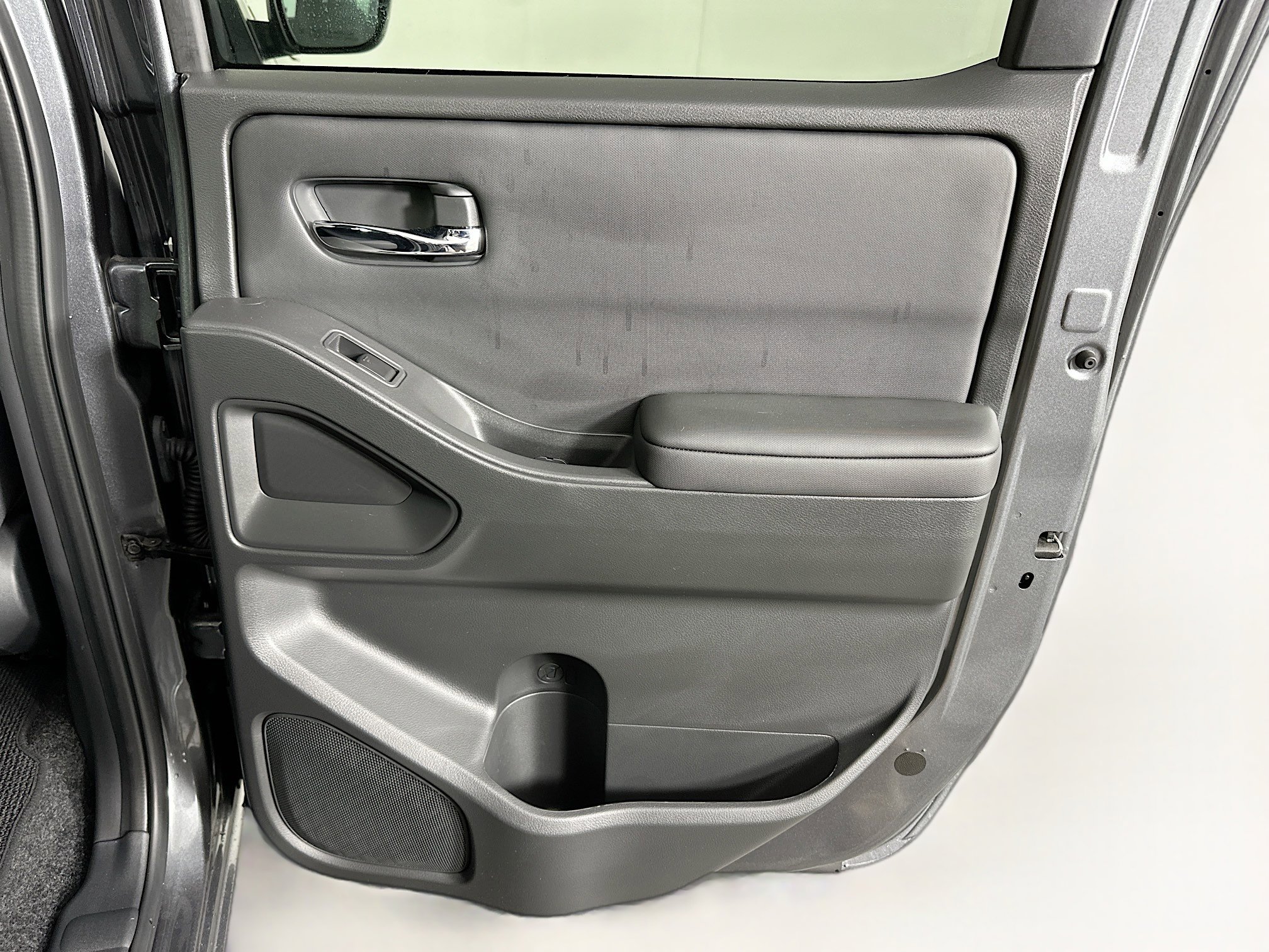 Used 2024 Nissan Frontier SV w/ SV Convenience Package image 29