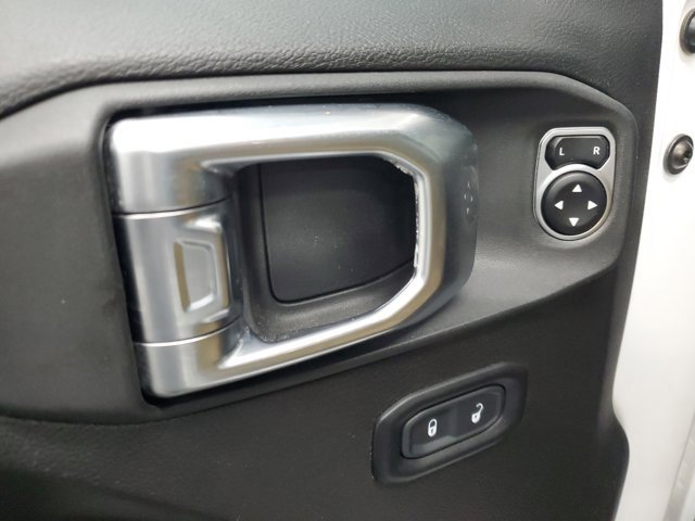 Used 2023 Jeep Gladiator Sport image 17