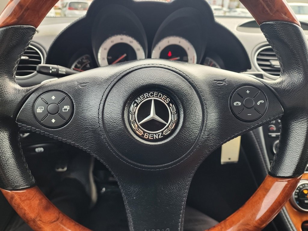 Used 2009 Mercedes-Benz SL 550 image 10