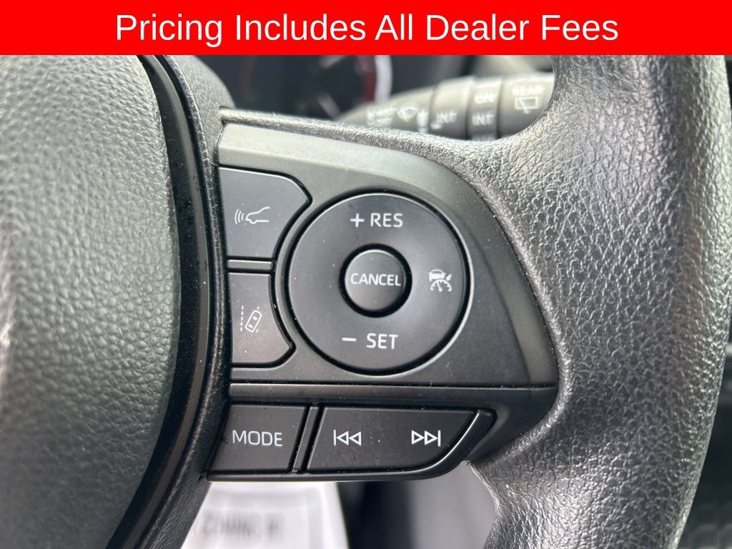Used 2025 Toyota RAV4 XLE w/ Convenience Package FWD image 9