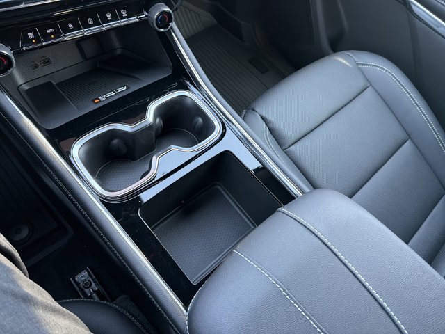 New 2026 Chevrolet Traverse LT image 21