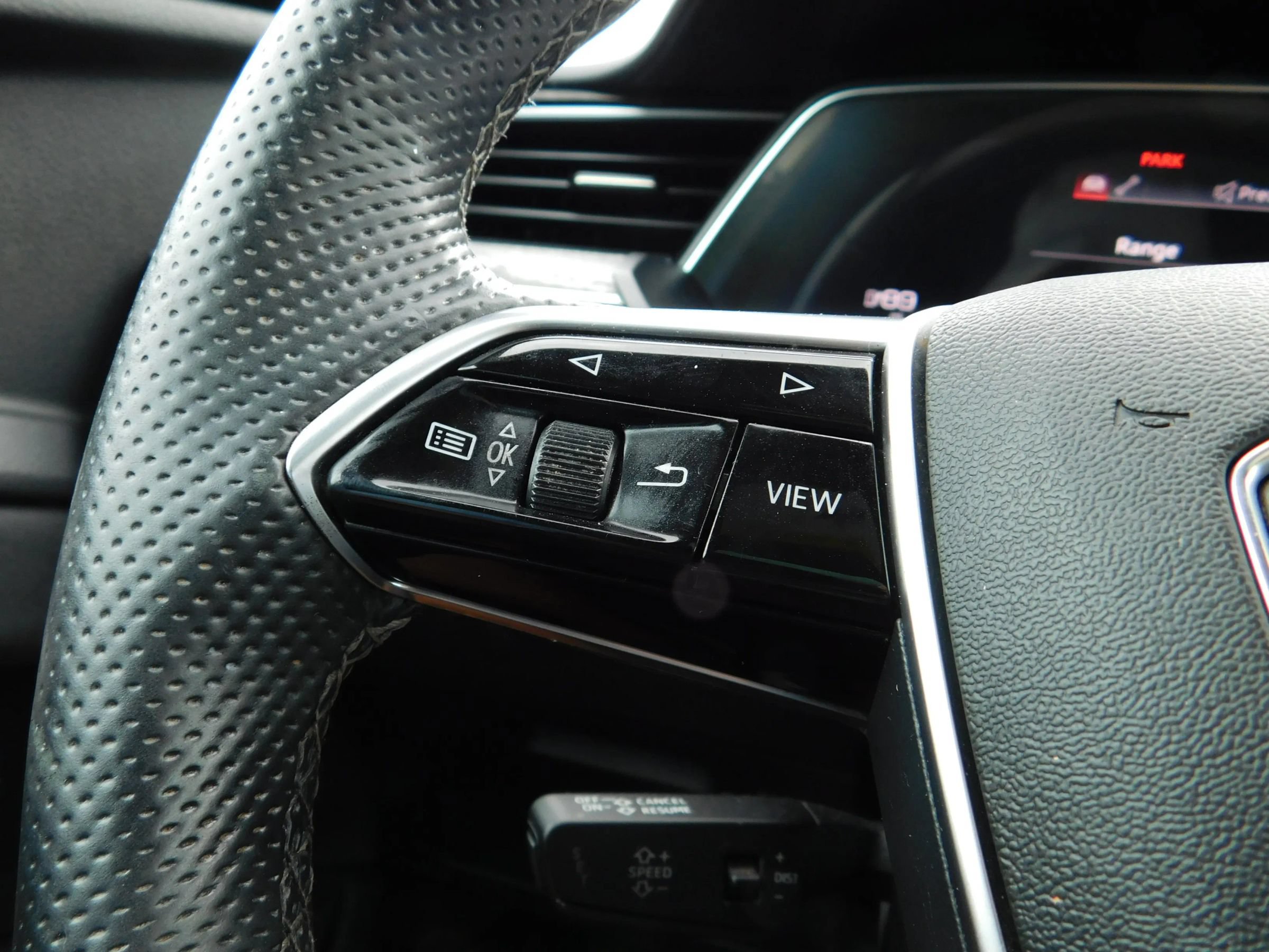 Used 2022 Audi e-tron S Premium Plus AWD/4WD image 26