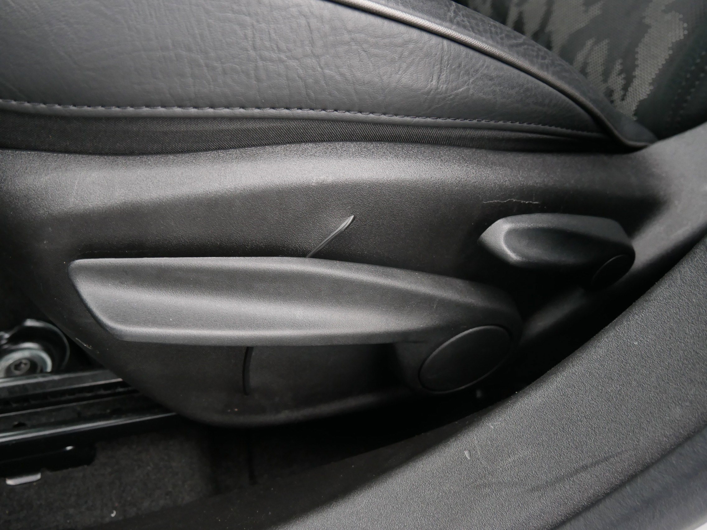 Used 2022 FIAT 500X Trekking w/ Cold Weather Group image 19