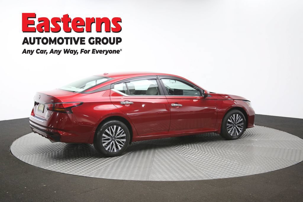 Used 2023 Nissan Altima 2.5 SV w/ SV Premium Package AWD/4WD image 41