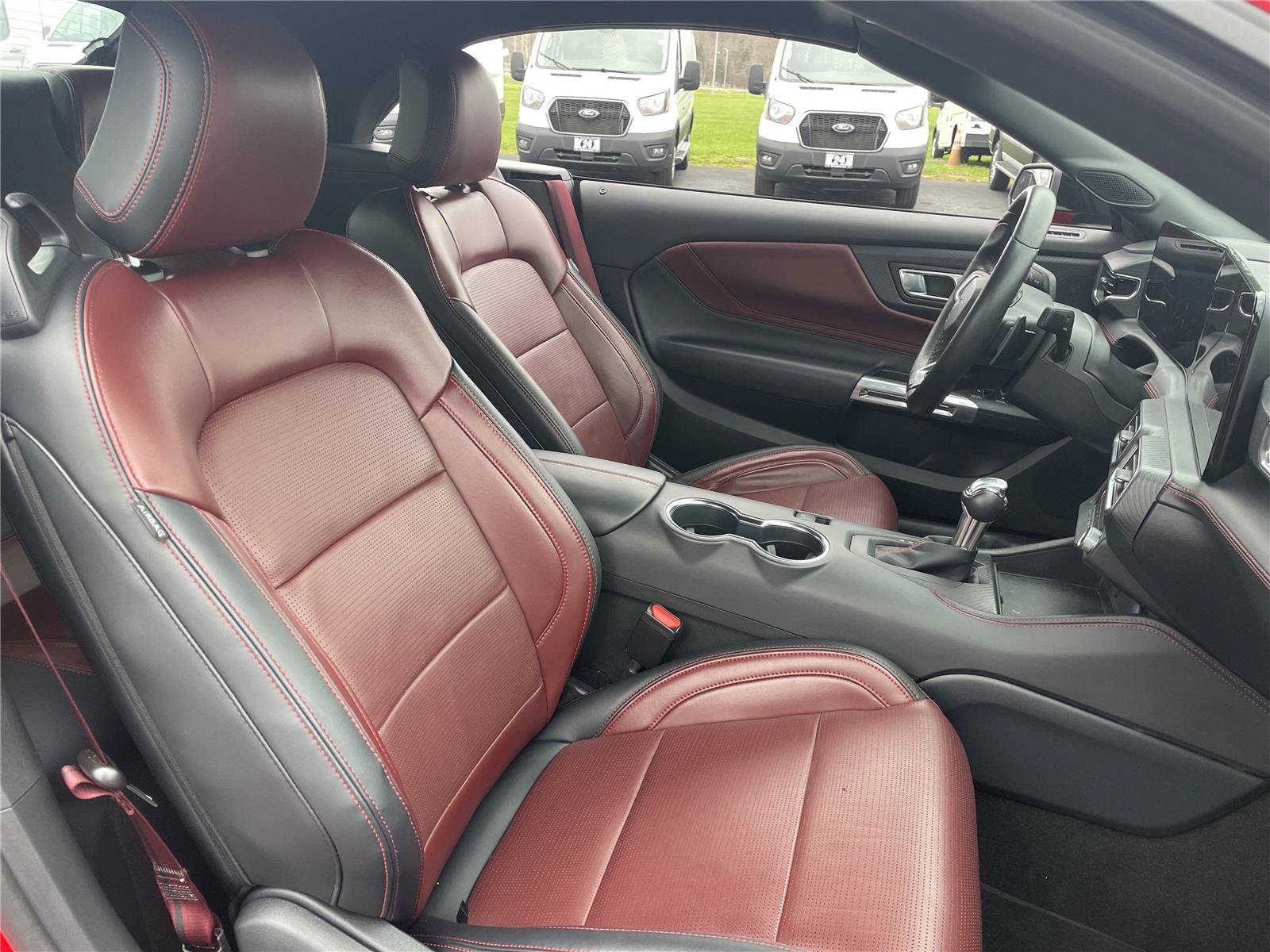 Used 2025 Ford Mustang GT Premium RWD image 25