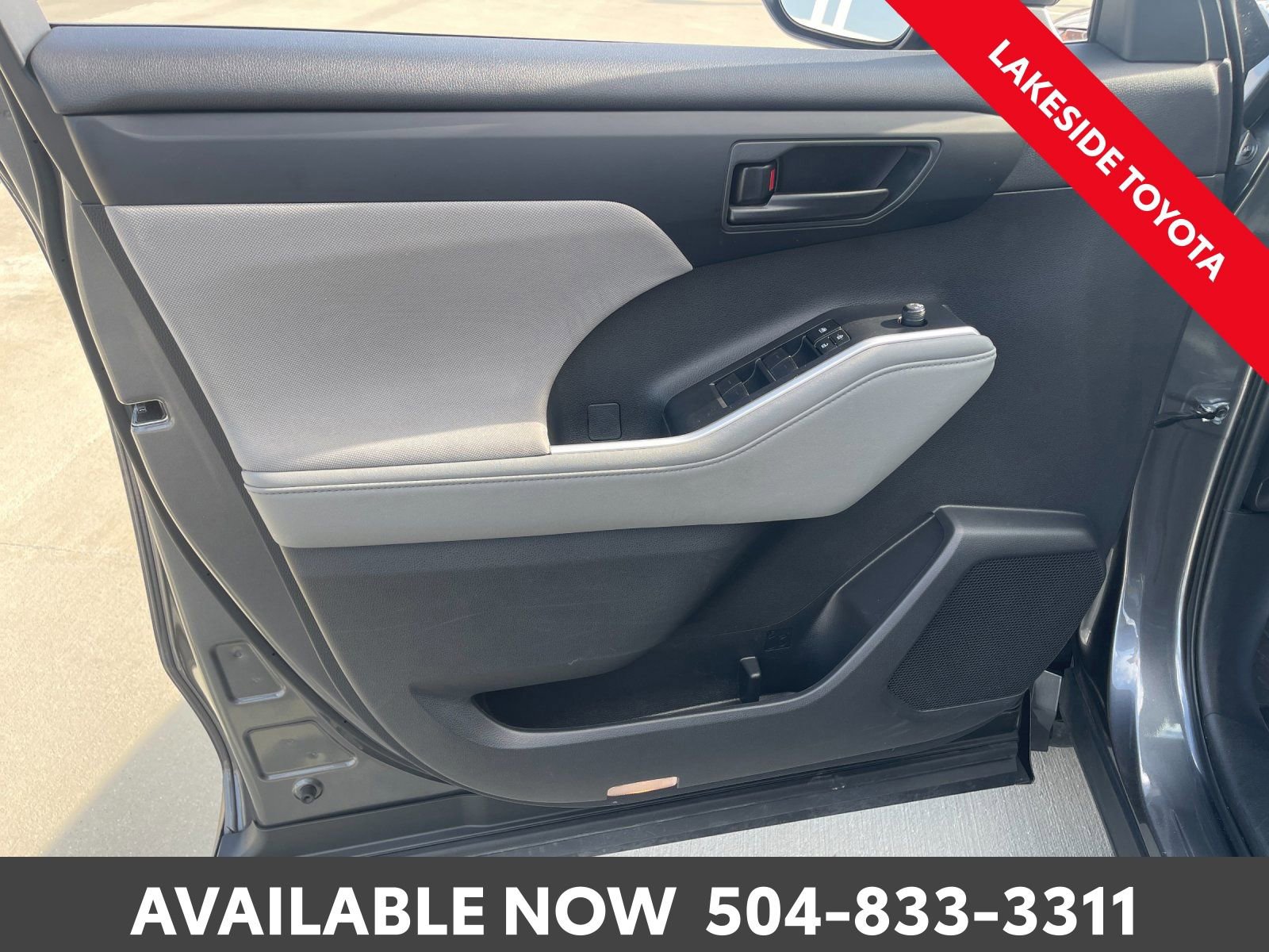 Used 2023 Toyota Highlander LE image 25