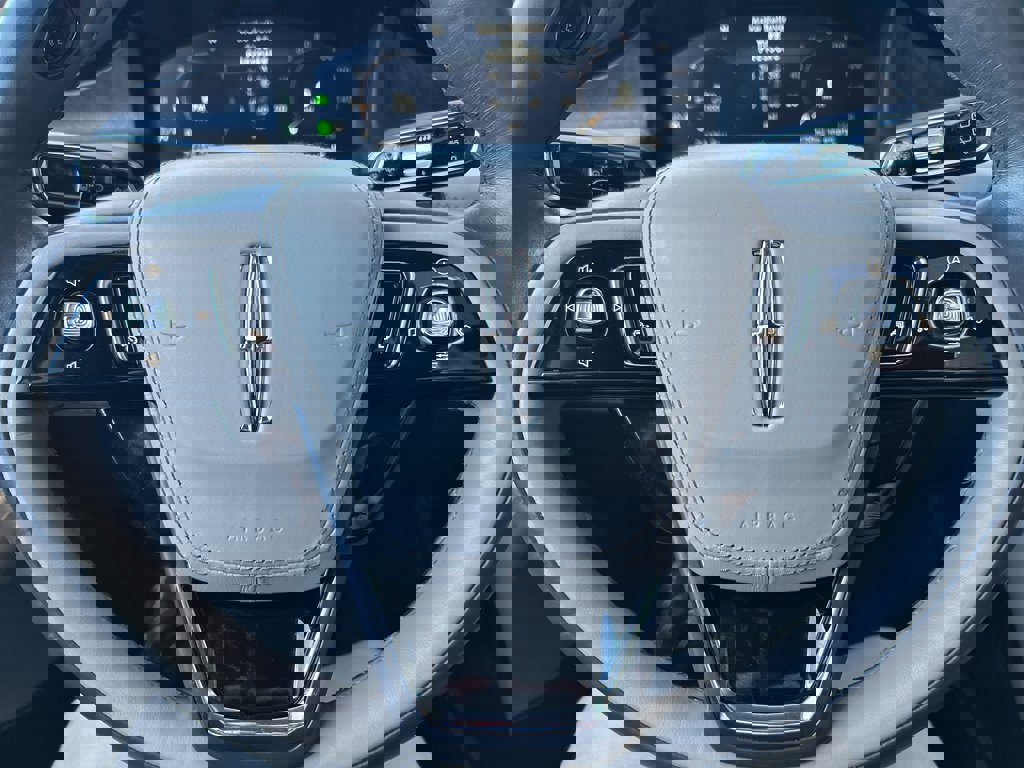 Used 2022 Lincoln Aviator Reserve w/ Equipment Group 201A image 23