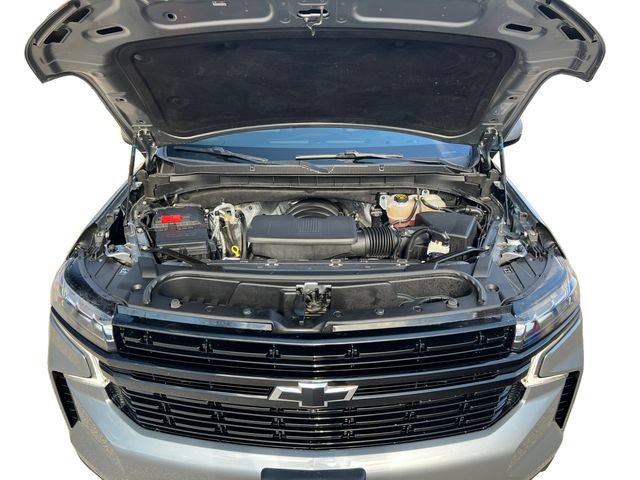 Used 2023 Chevrolet Suburban RST w/ Sport Performance Package AWD/4WD image 16
