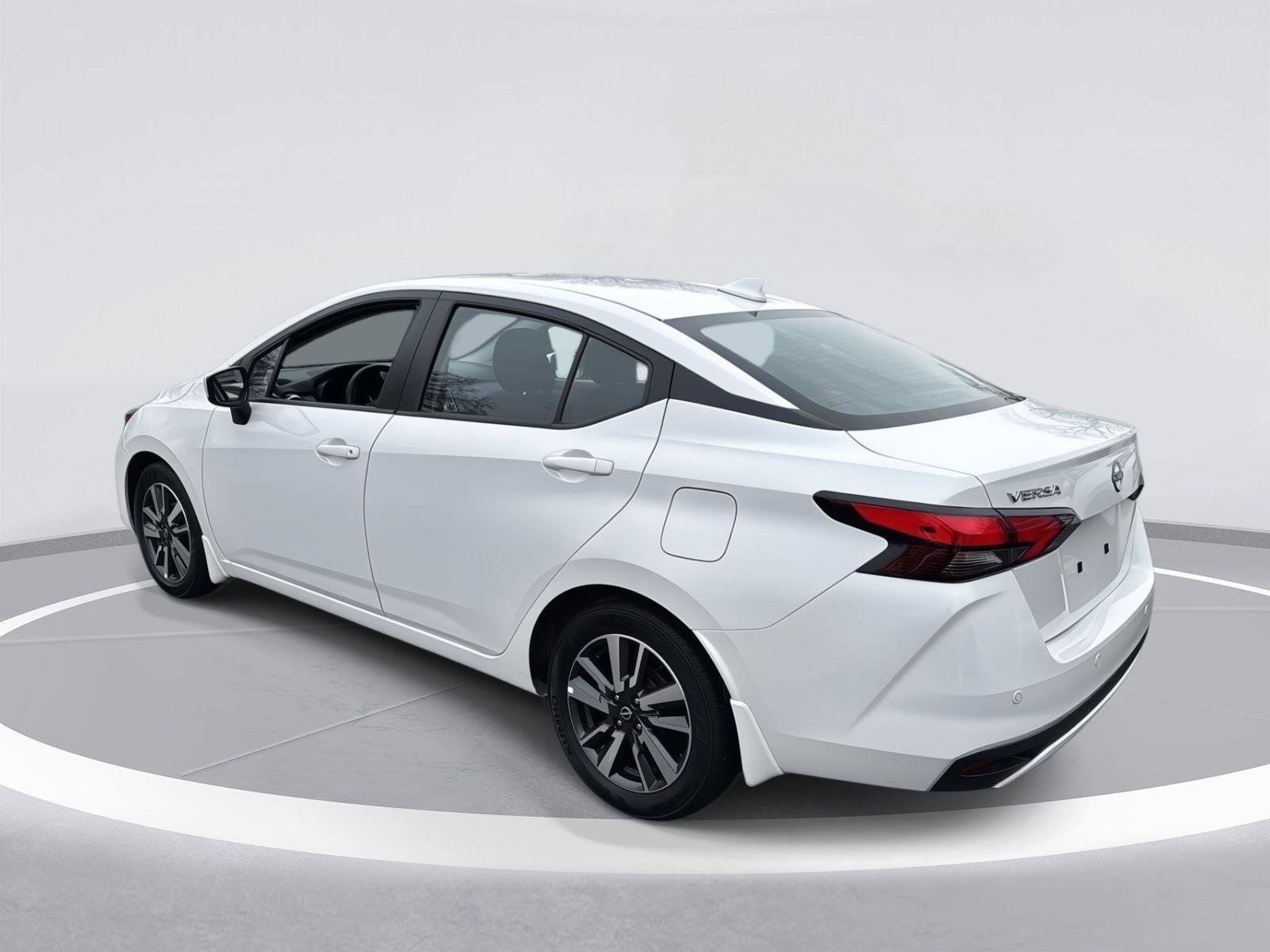 Used 2024 Nissan Versa SV w/ Trunk Package image 6