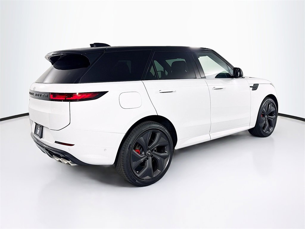 New 2025 Land Rover Range Rover Sport Dynamic SE image 5