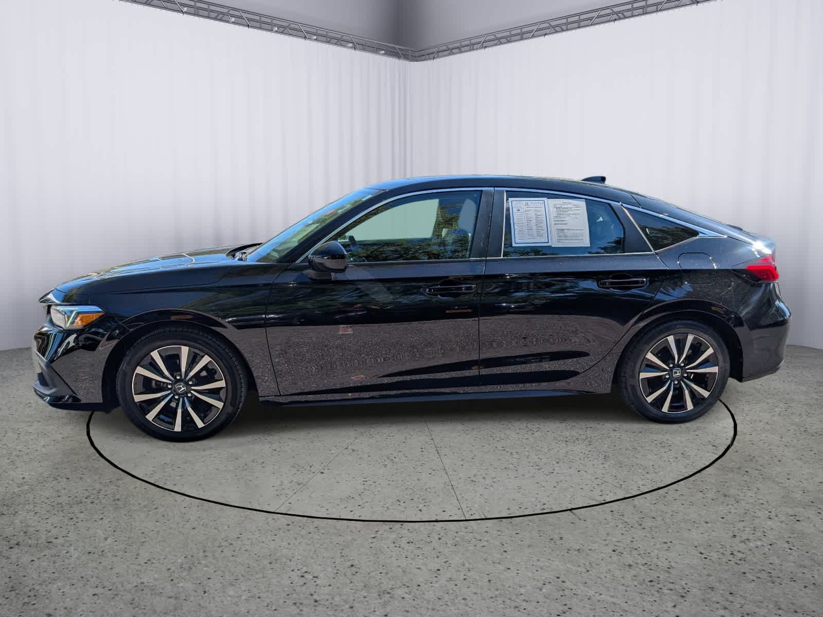 Certified 2024 Honda Civic EX-L image 6