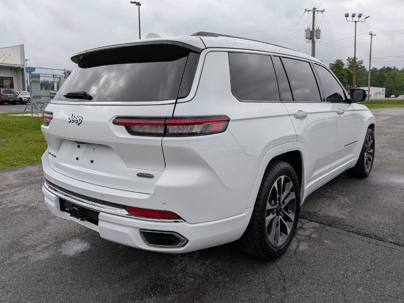 Used 2023 Jeep Grand Cherokee L Overland AWD/4WD image 7