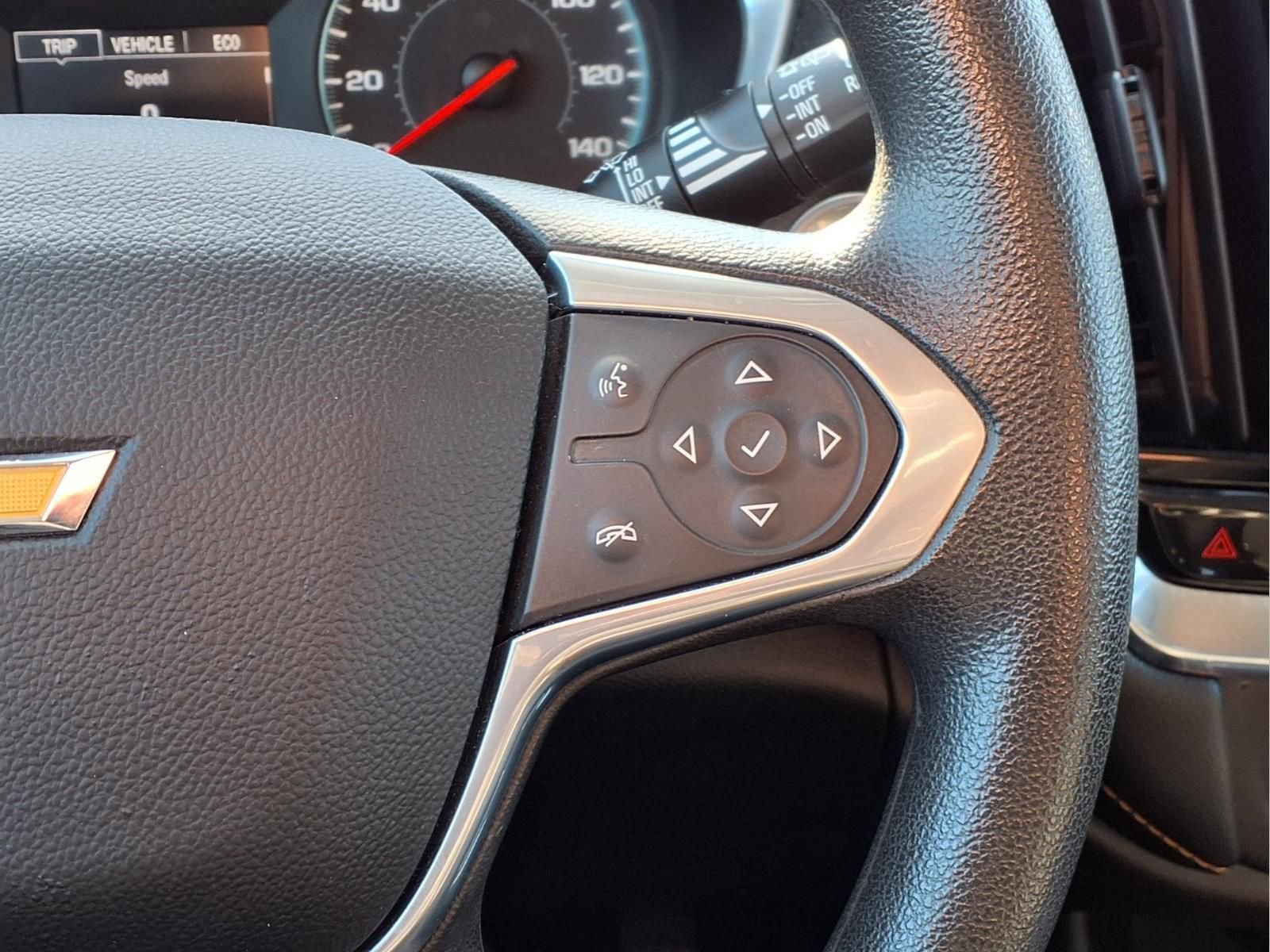 Used 2021 Chevrolet Traverse LS AWD/4WD image 16