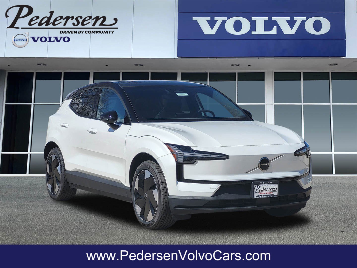 New 2025 Volvo EX30 Plus w/ Protection Package Premier image 1