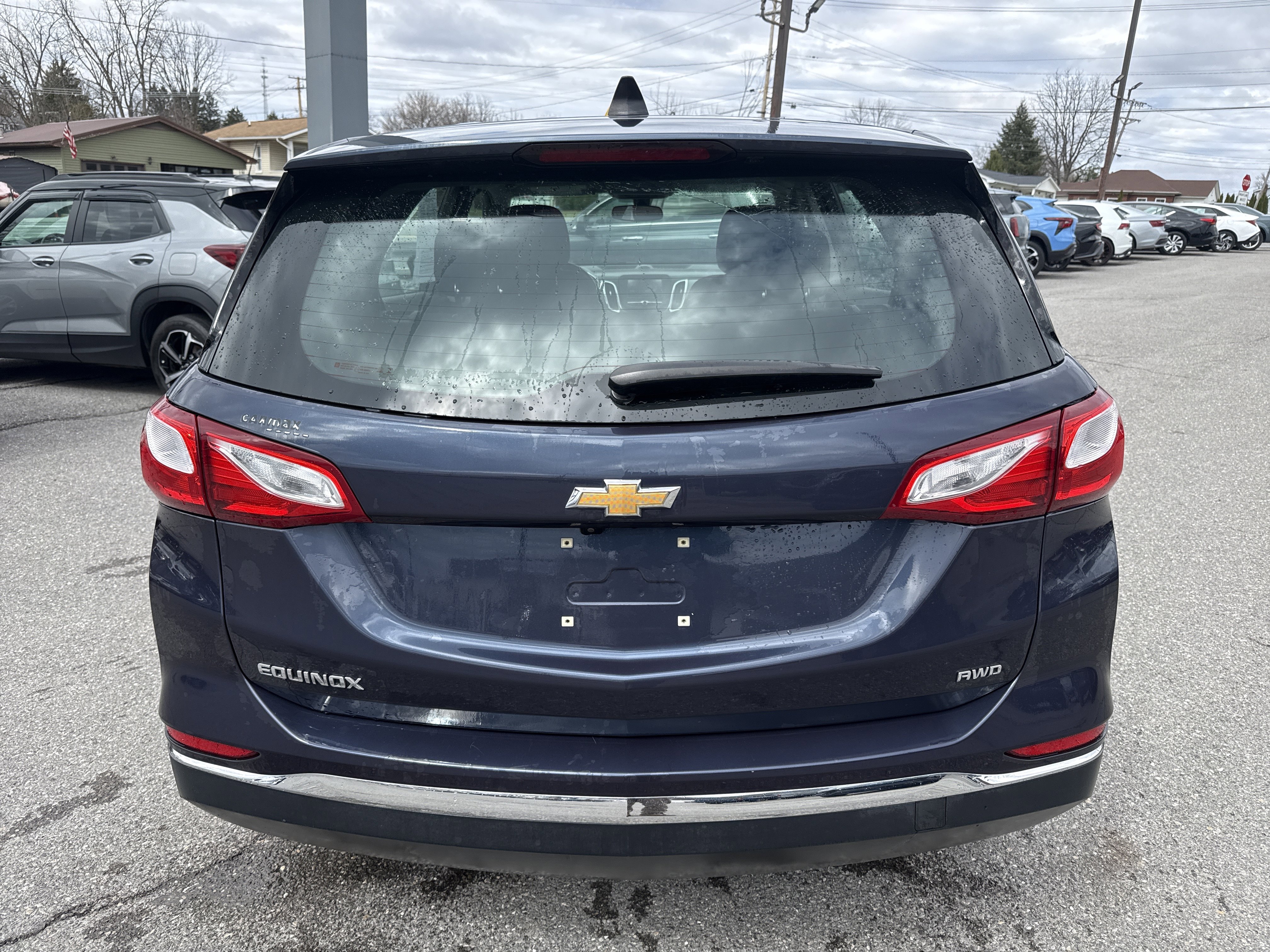 Used 2018 Chevrolet Equinox LS w/ LPO, Cargo Package image 4