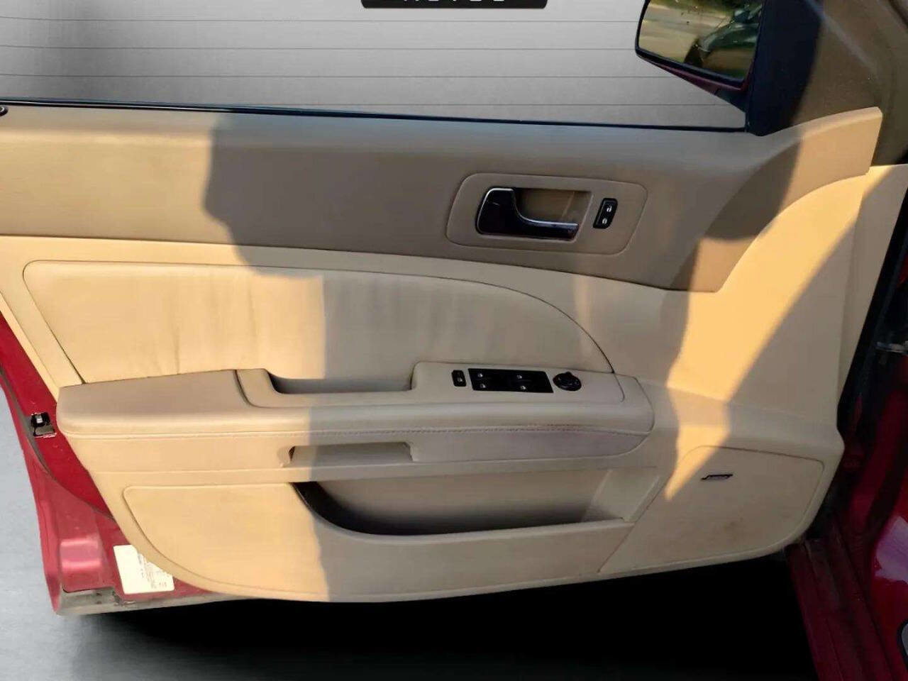 Used 2005 Cadillac STS image 33