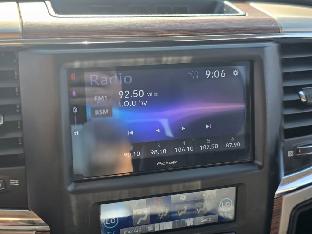 Used 2017 RAM 1500 Laramie w/ Convenience Group image 28