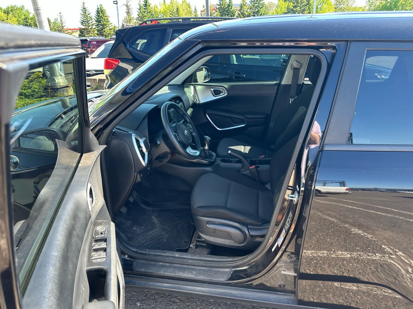 Used 2020 Kia Soul LX FWD image 8