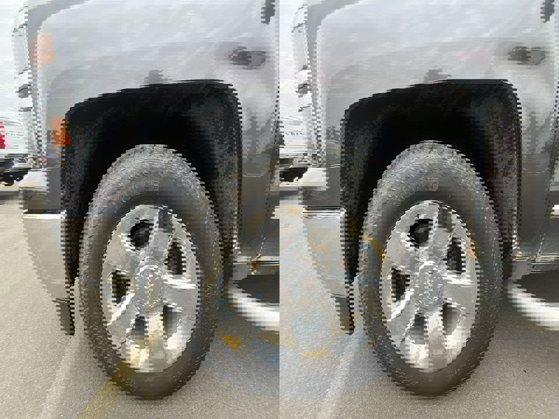 Used 2014 Chevrolet Silverado 1500 LTZ Z71 w/ LTZ Plus Package image 33