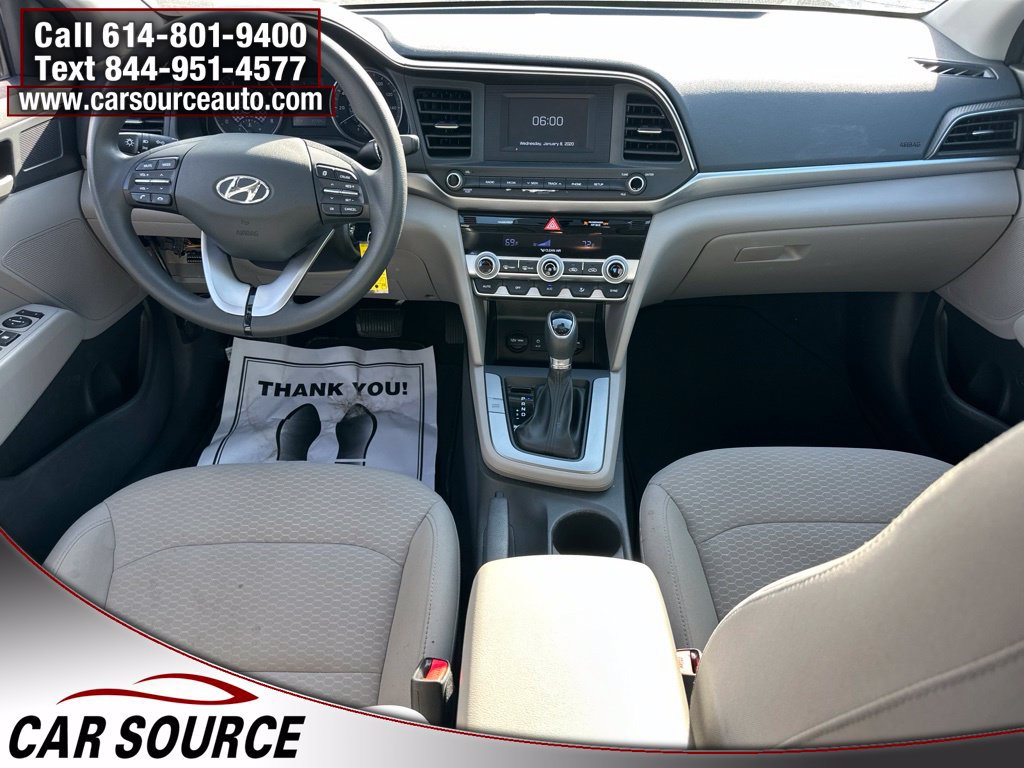 Used 2020 Hyundai Elantra SE FWD image 19