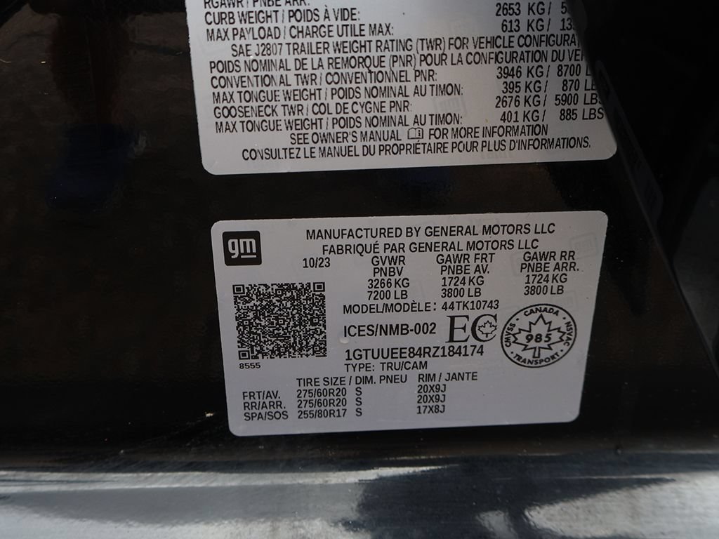 Used 2024 GMC Sierra 1500 AT4 w/ Technology Package AWD/4WD image 56