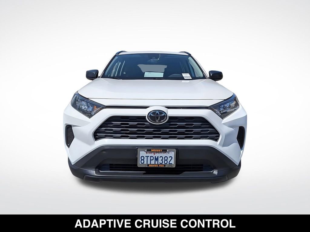 Used 2021 Toyota RAV4 LE FWD image 12