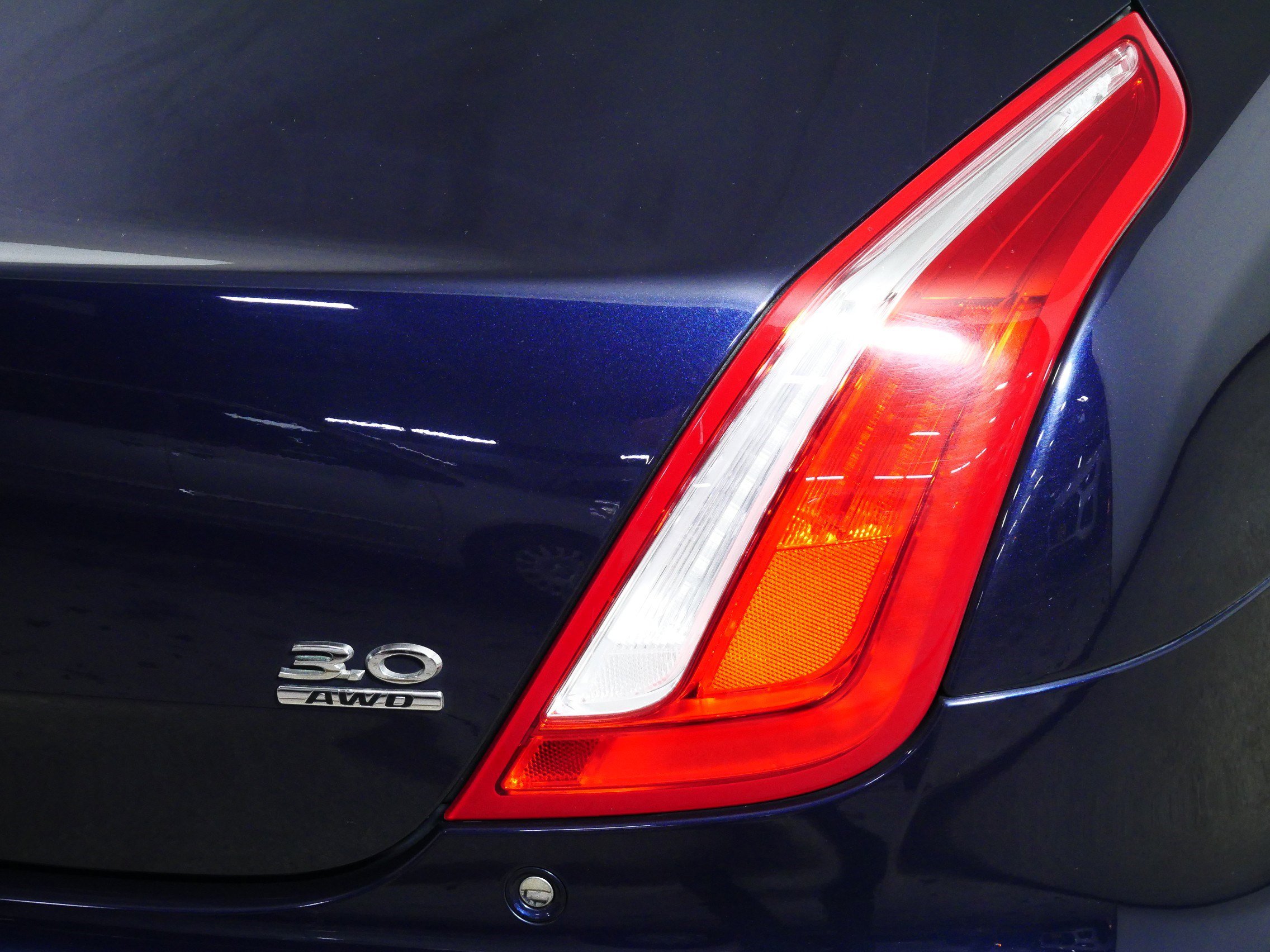 Used 2017 Jaguar XJ L Portfolio image 17