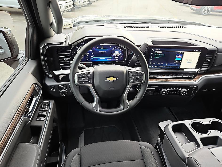 New 2026 Chevrolet Silverado 1500 LT w/ LPO, Dark Essentials Package AWD/4WD image 12
