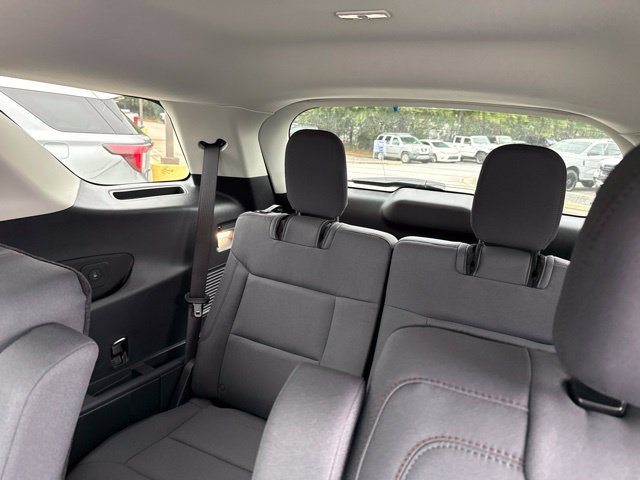 New 2026 Ford Explorer Active RWD image 21