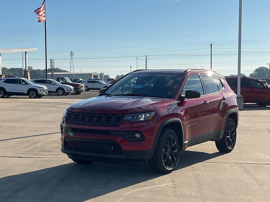 New 2026 Jeep Compass Latitude image 2