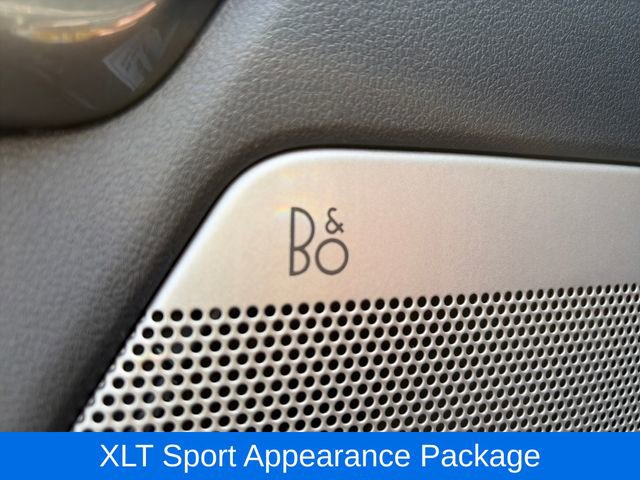 Used 2022 Ford F150 XLT w/ Equipment Group 302A High AWD/4WD image 19