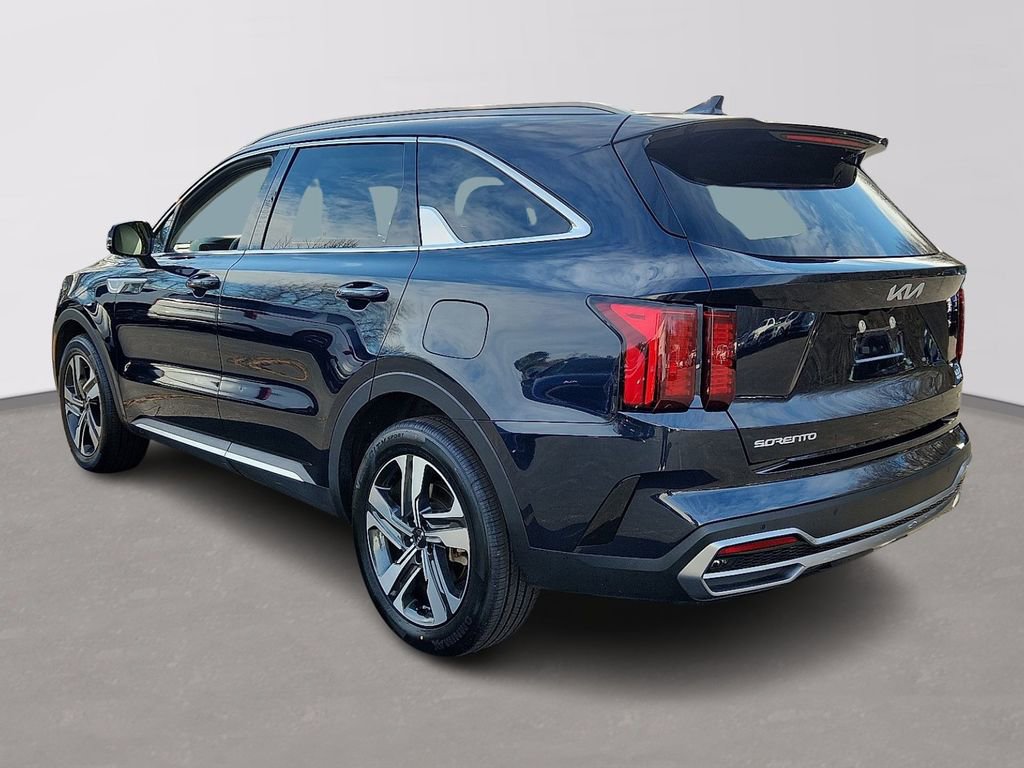 Used 2023 Kia Sorento EX image 4