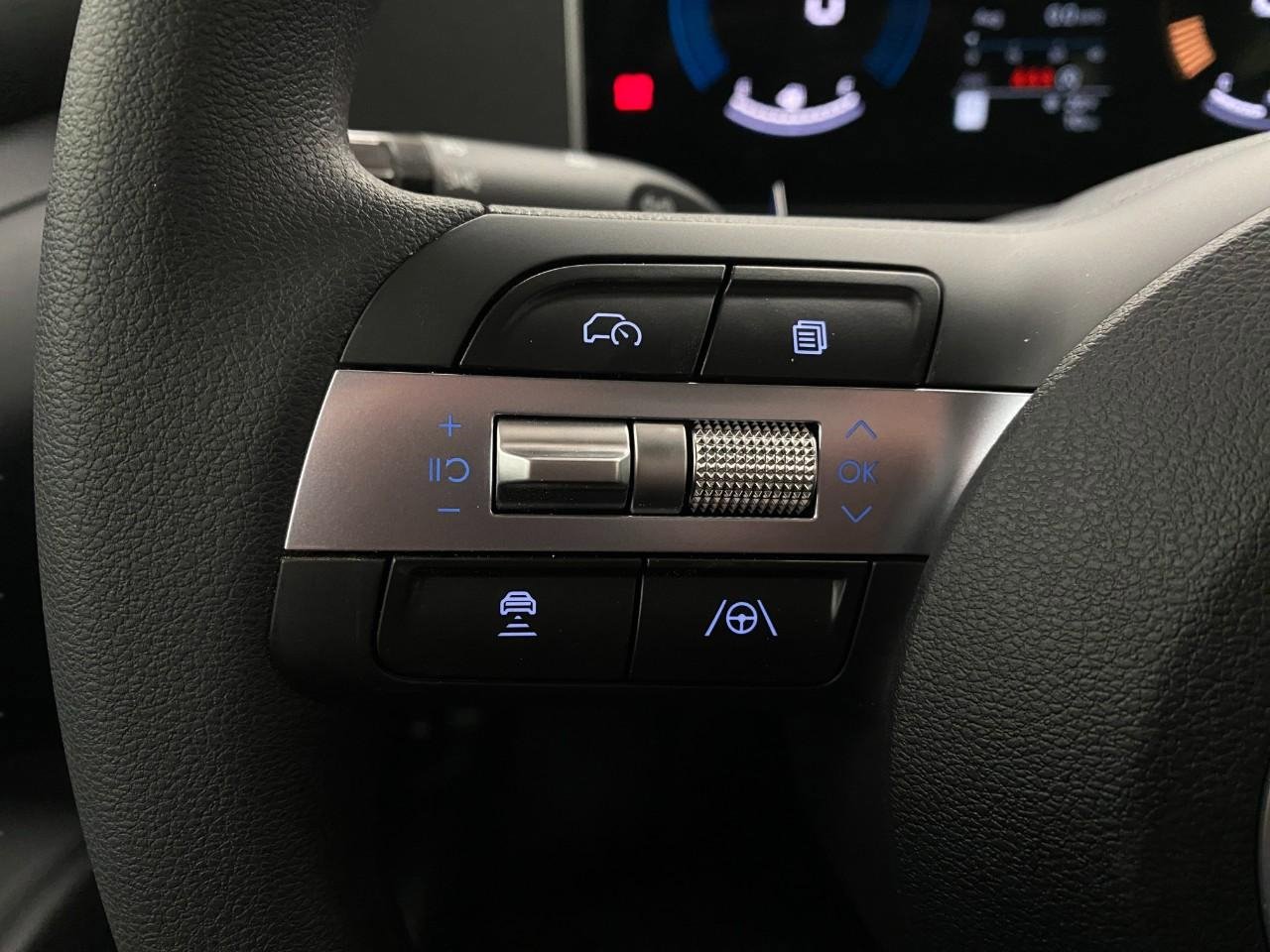 New 2026 Hyundai Tucson SE image 15