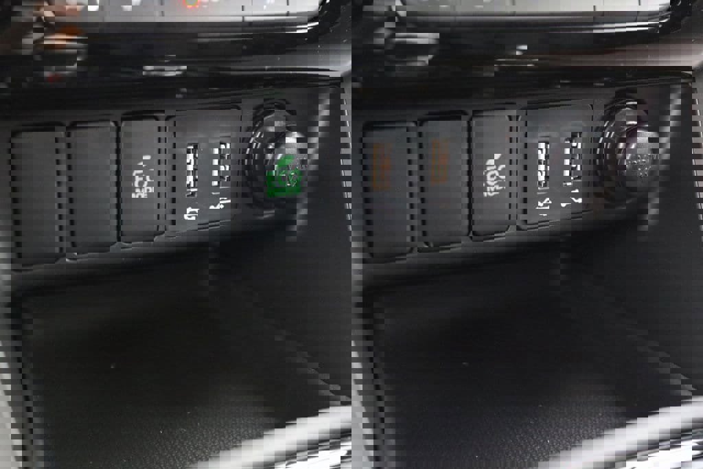 New 2026 Mitsubishi Eclipse Cross LE image 26