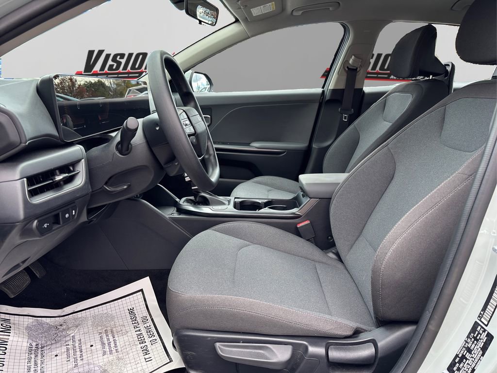 Certified 2025 Kia K4 LXS image 9