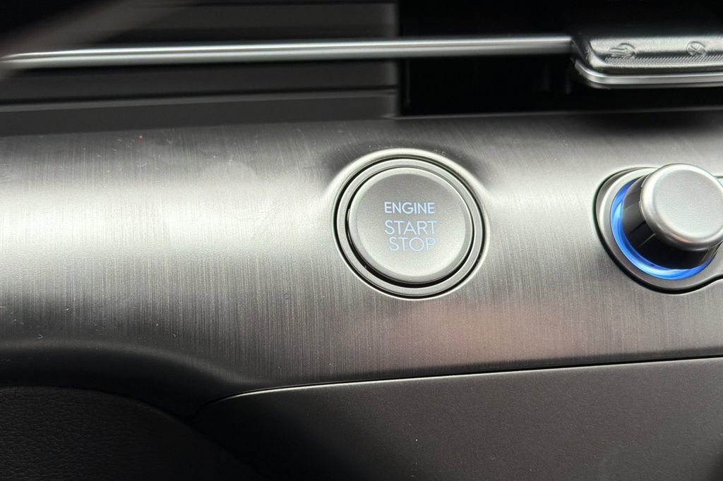 New 2026 Hyundai Kona SE image 20