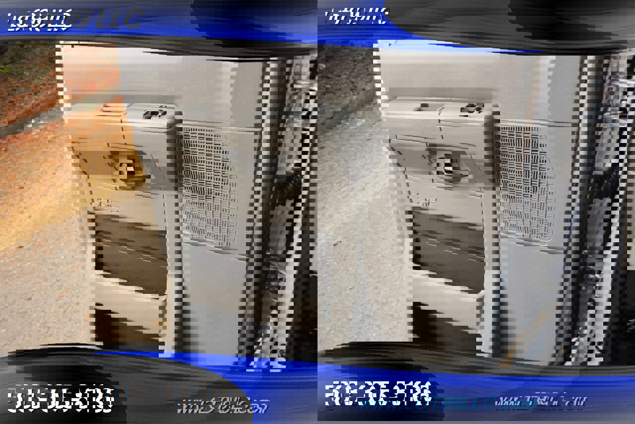 Used 2009 Ford E-350 and Econoline 350 Extended Super Duty image 22